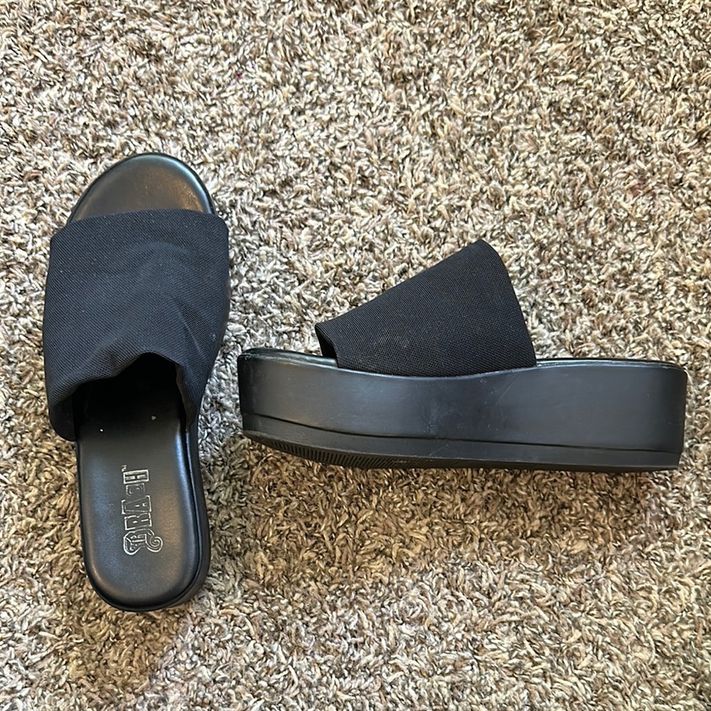 Black Platform Slide Sandals